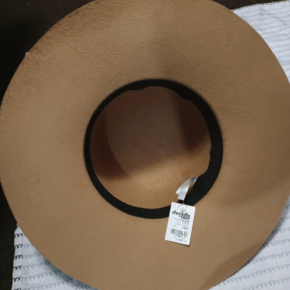 Brand new sun hat with ticket